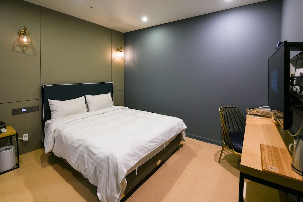 Urban Island Hotel Standard Double Room 3