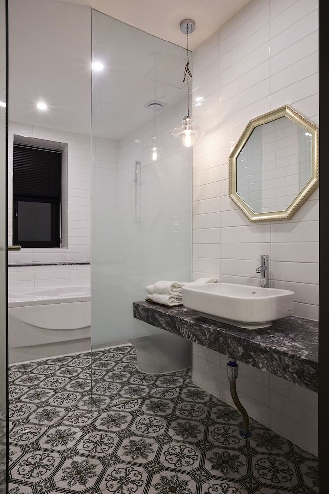 undefined Urban Island Hotel 6