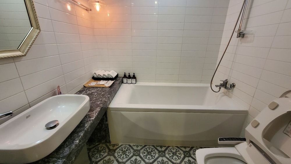 undefined Urban Island Hotel 2