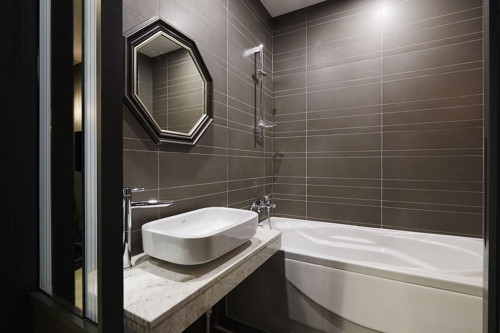 Urban Island Hotel Deluxe Double Room, 1 Double Bed 4