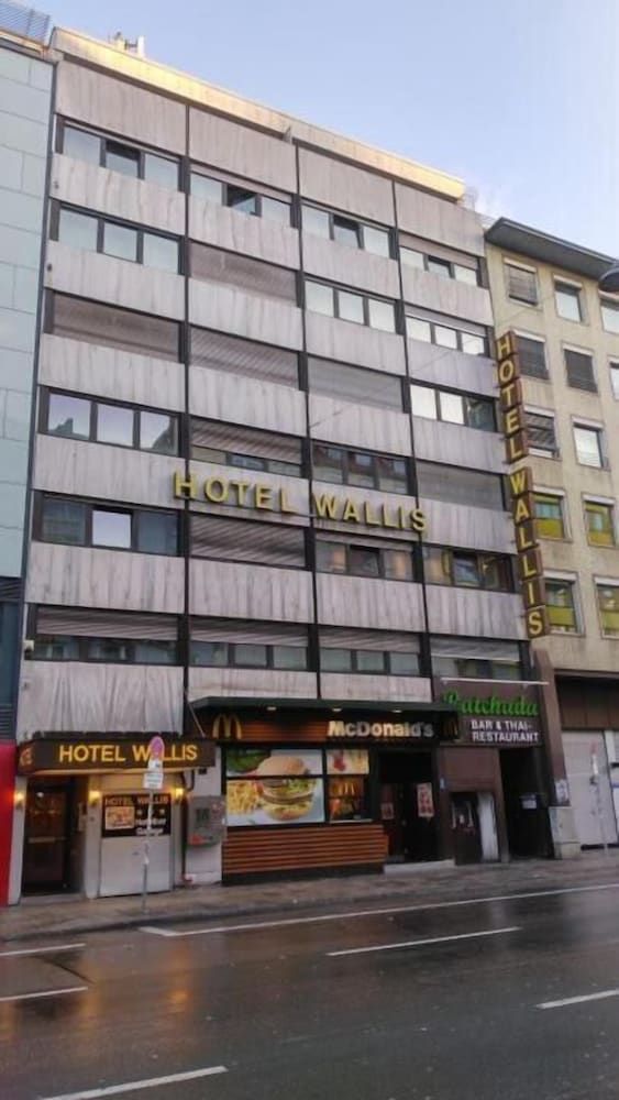 undefined Hotel Wallis 2