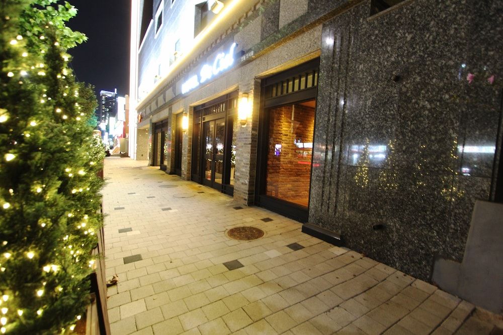 undefined Hotel De Ciel 9