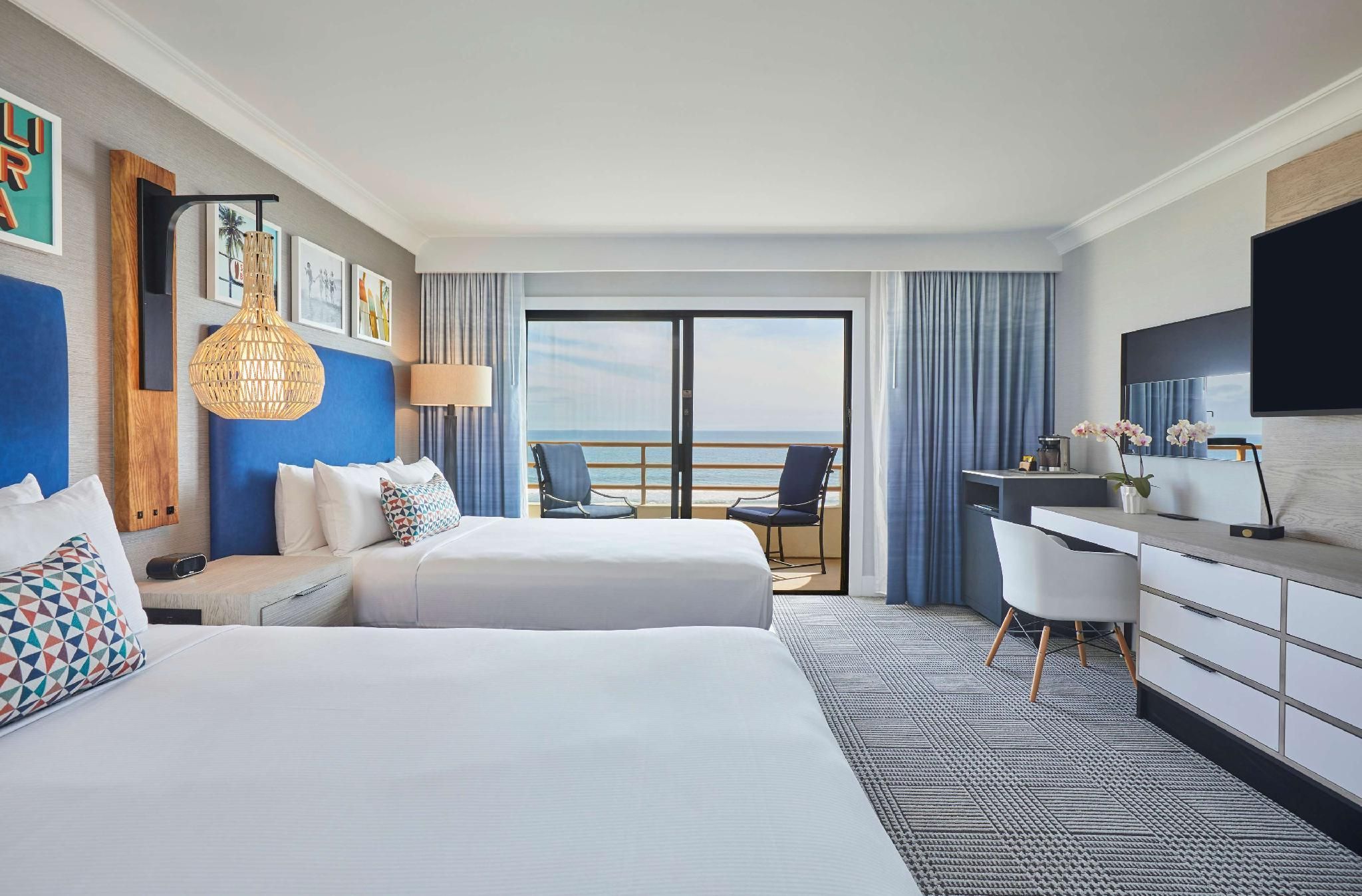 OCEANFRONT 2 QUEEN BEDS