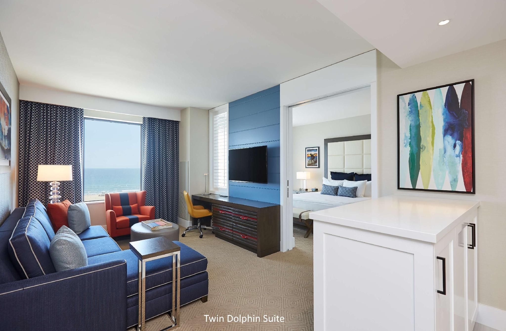 PREM OCEANFRONT 1 BDRM 1 KG SUITE MOB ACC/TUB