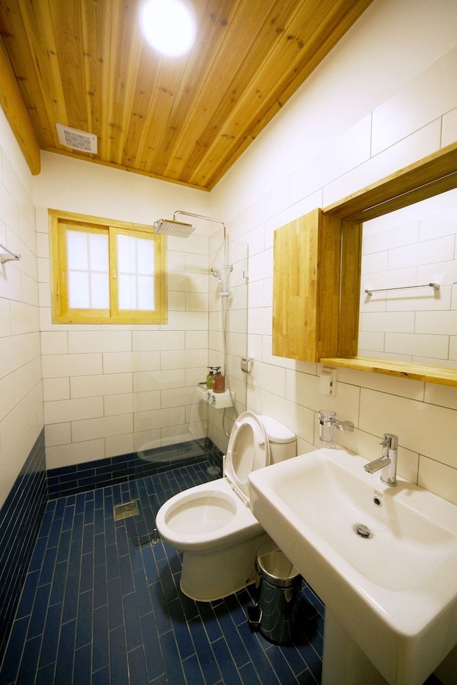 Hanok 24 Guesthouse Gyeongbokgung Traditional House 53