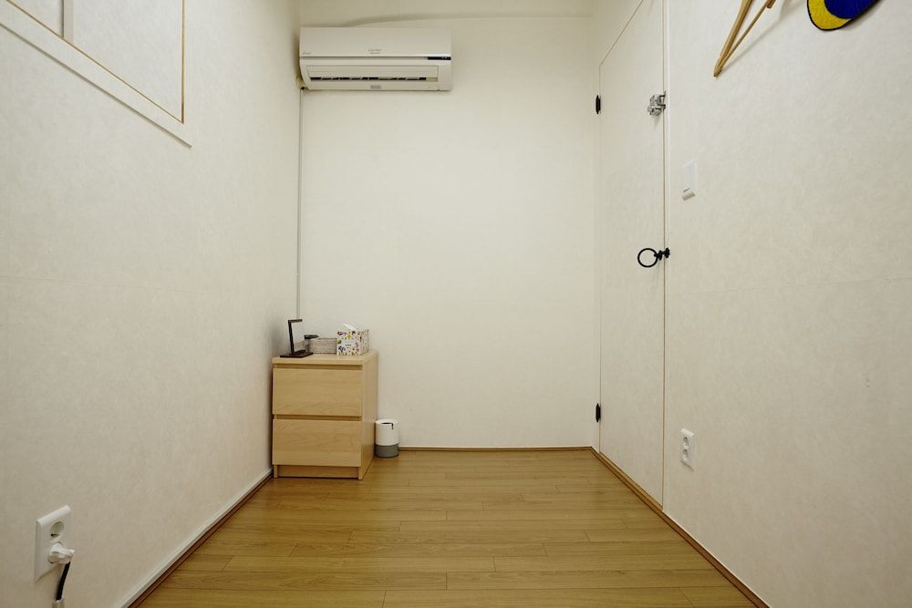 Hanok 24 Guesthouse Gyeongbokgung Traditional House 34