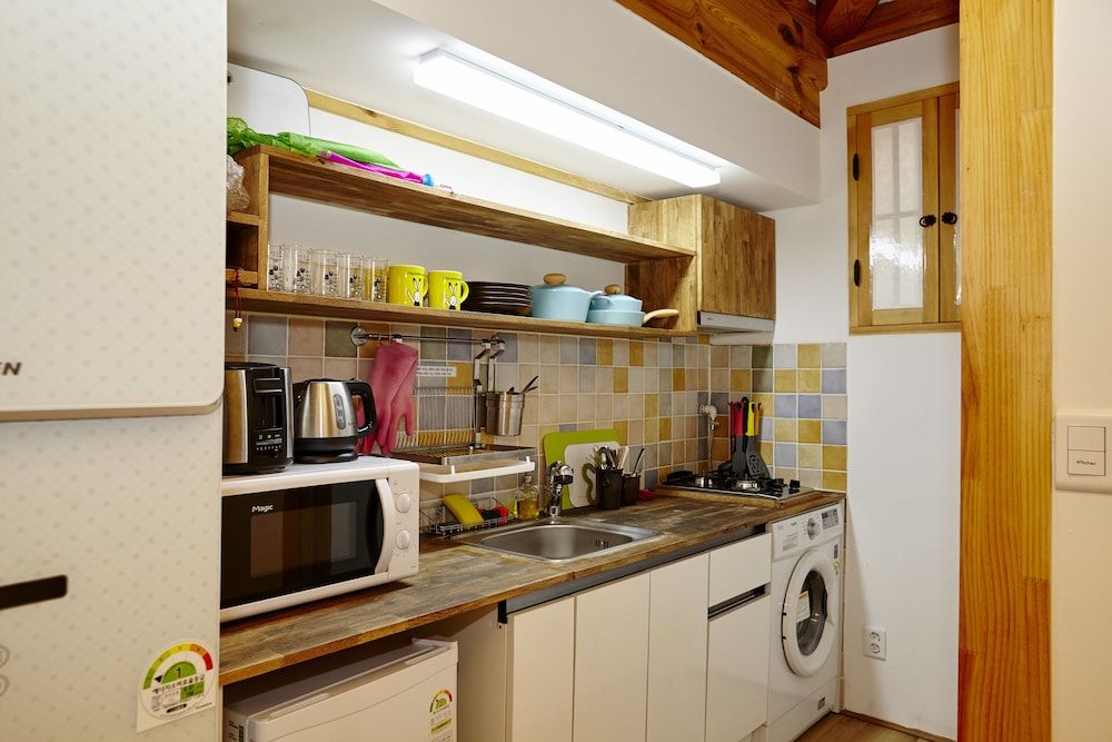 Hanok 24 Guesthouse Gyeongbokgung Traditional House 39