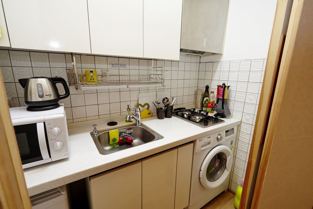 Hanok 24 Guesthouse Gyeongbokgung Single Room, Japanese Futon 17