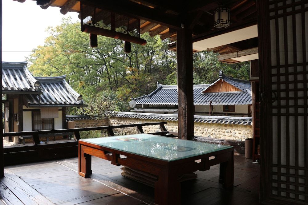 Chiam Gotaek Traditional Room (Hodojae) 2