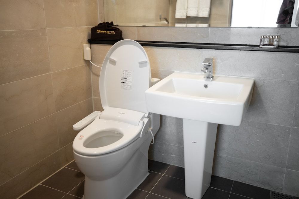 Kensington Resort Seorak Beach K-Royal Suite OceanView 3