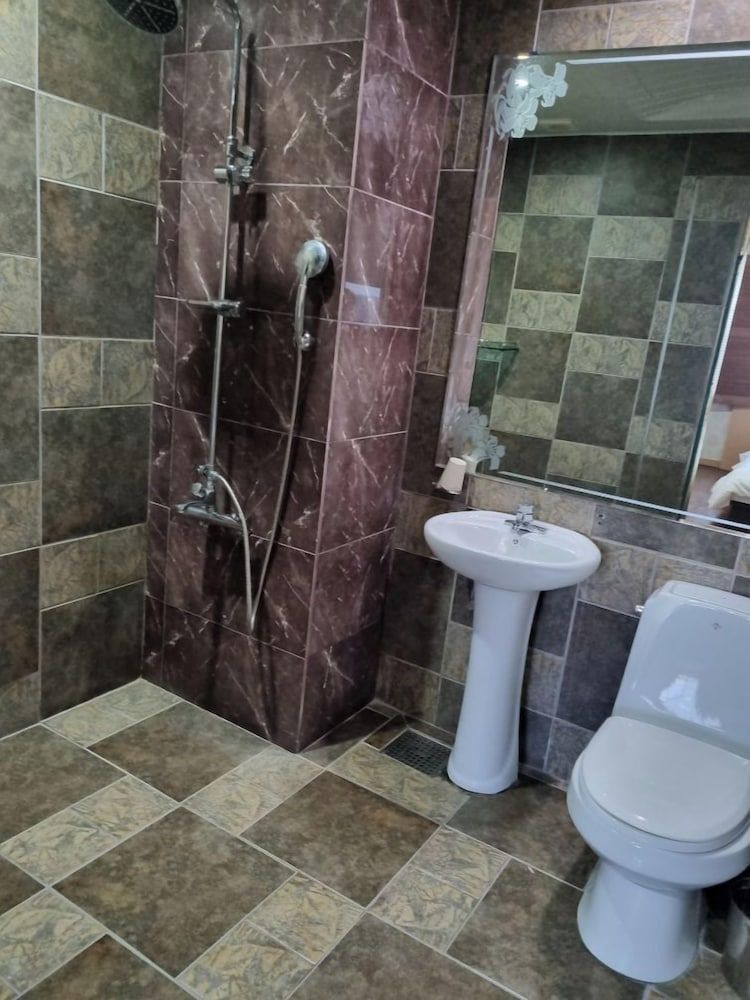 Hotel Seaworld Double or Twin Room 4