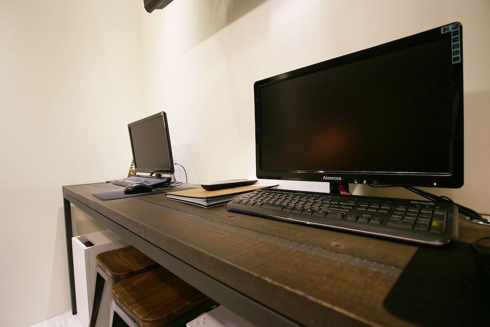 Achasan Station Wall Hotel Premium Room 16