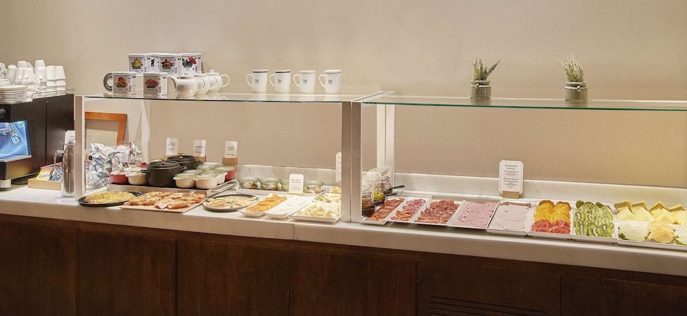 undefined NH Madrid Balboa 9