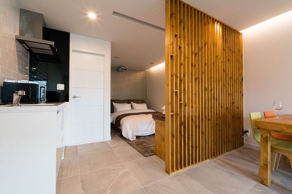 W Jiwoo Resort Superior Double Room