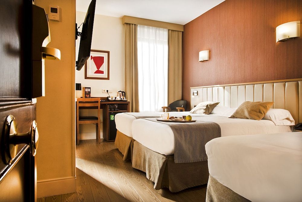 undefined Hotel Los Condes 2