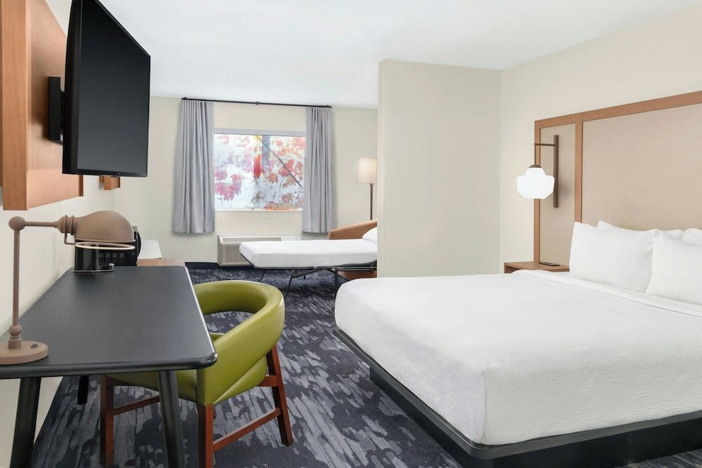 undefined Fairfield Inn & Suites Saginaw 10