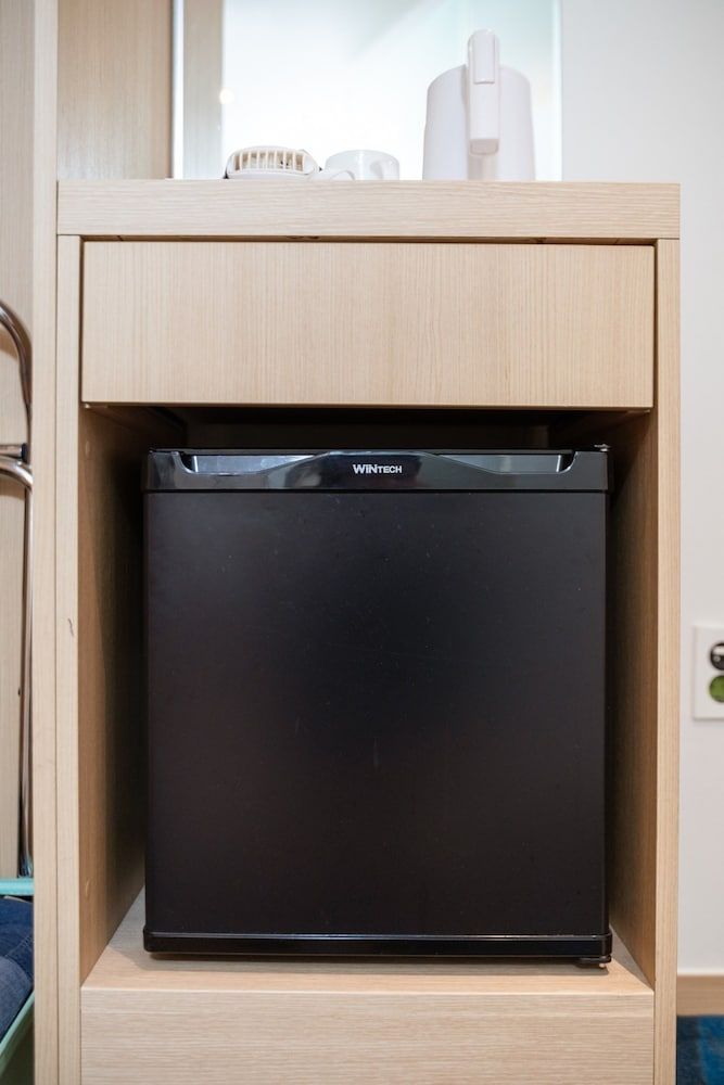 Travelodge Myeongdong Euljiro Superior Room, 1 Queen Bed 9