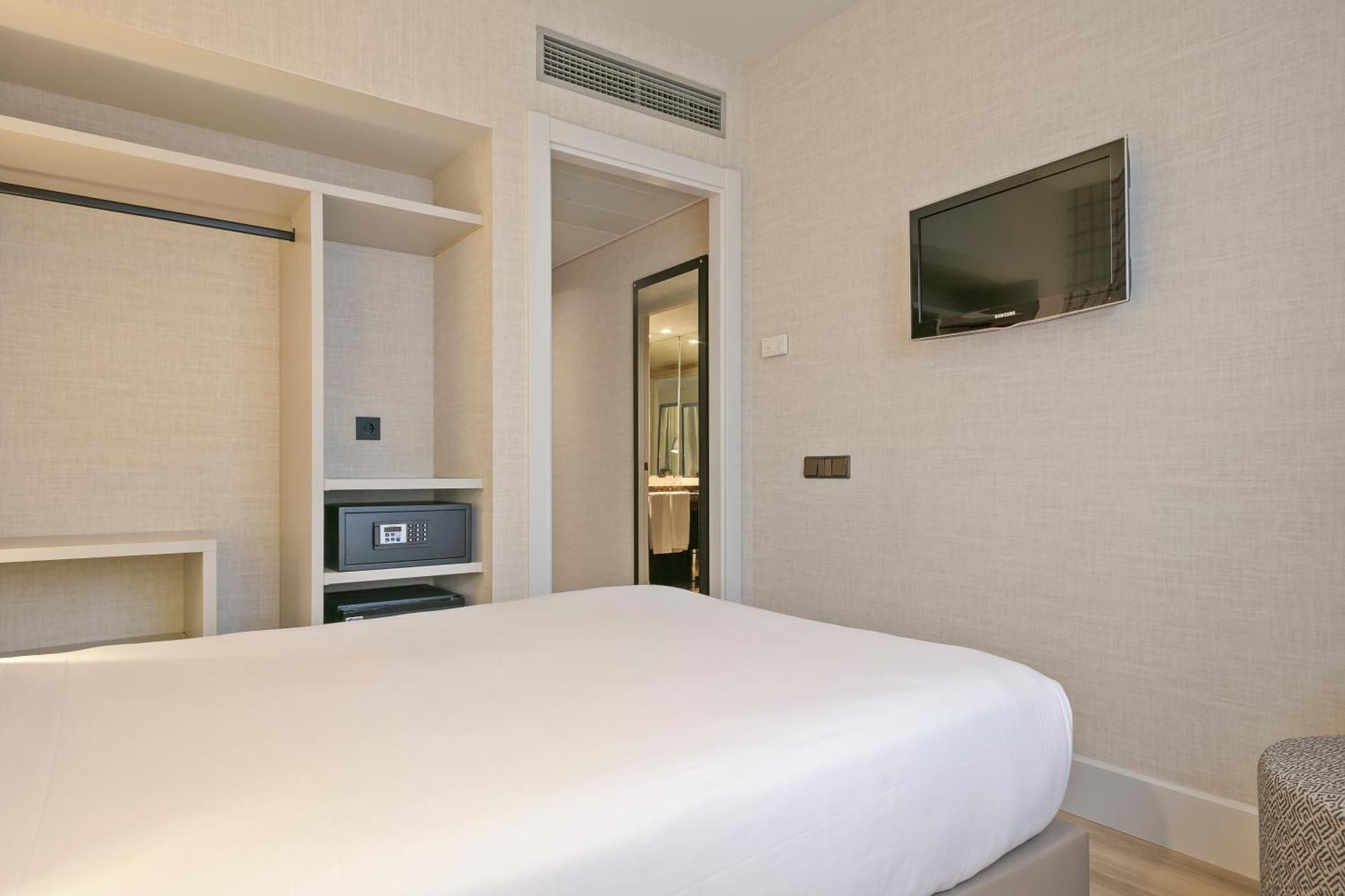 undefined Hotel Acta City47 4