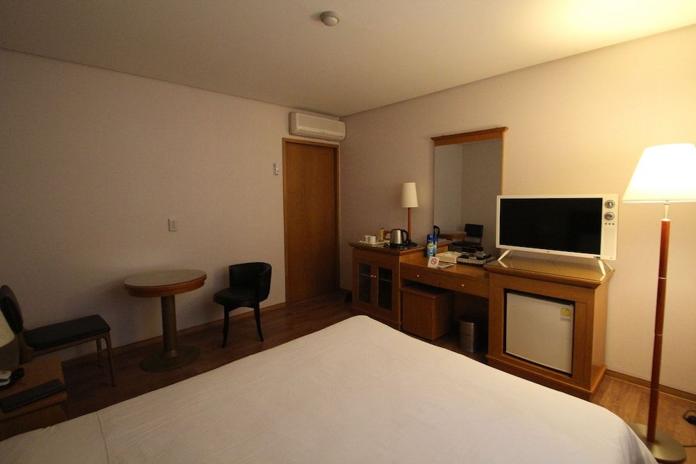 Daedong Hotel Double Room 4