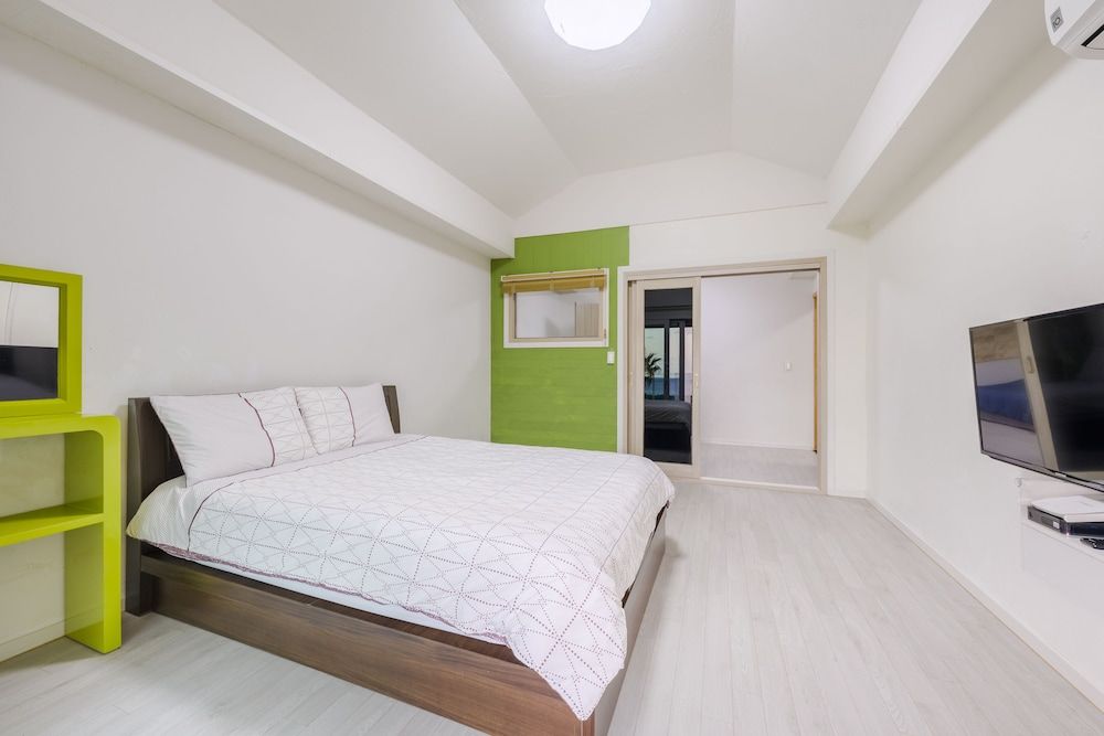 Jeju Turning Point Double Room 2