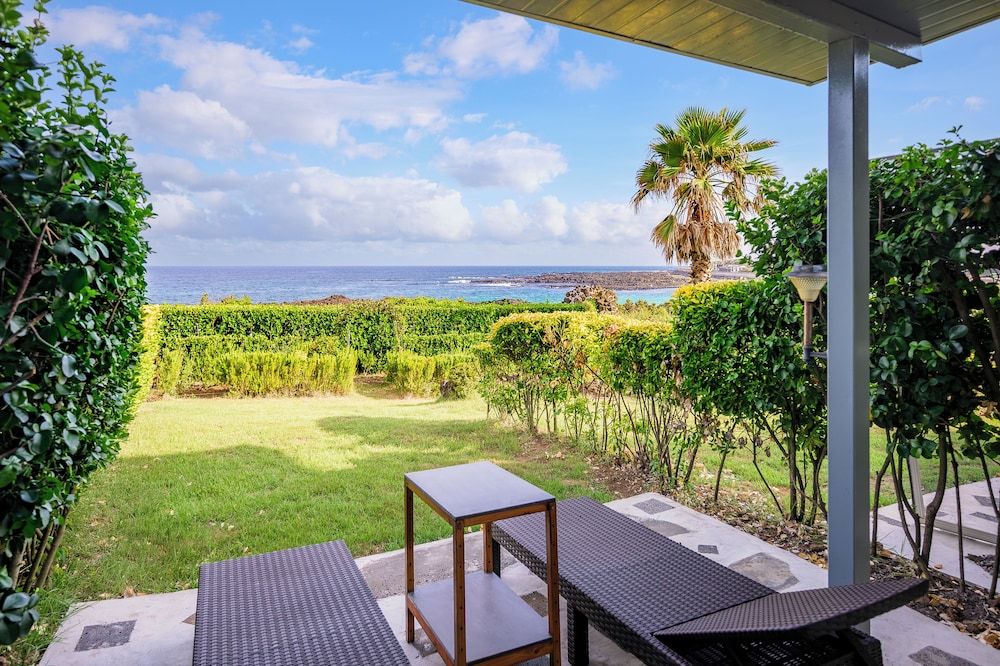 Jeju Turning Point Deluxe Duplex 8