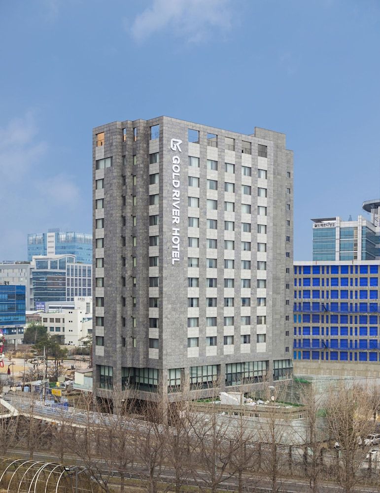 undefined Gold River Hotel