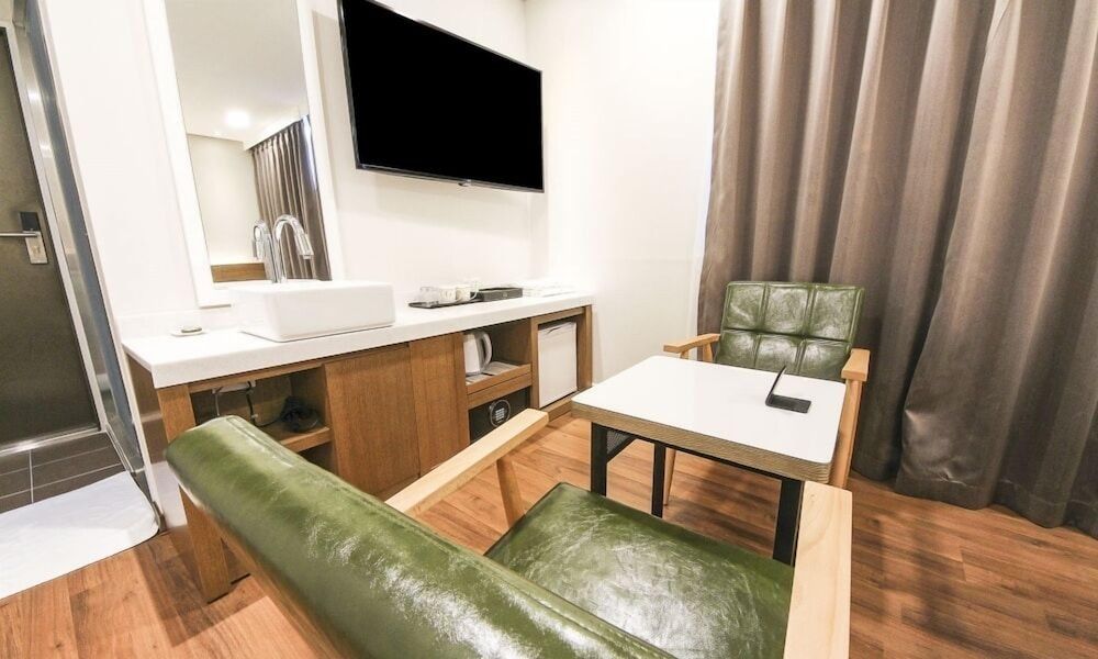 Anyang CNC Hotel Standard Room 7