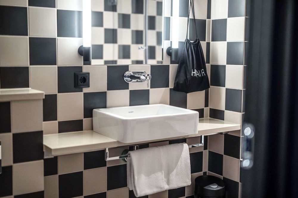 Scandic Falkoner Superior Twin Room 4