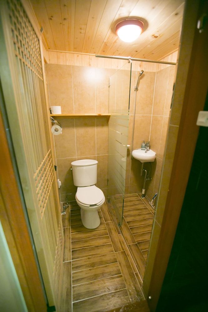Bukchonmaru Hanok Guesthouse Family Room, Private Bathroom 4