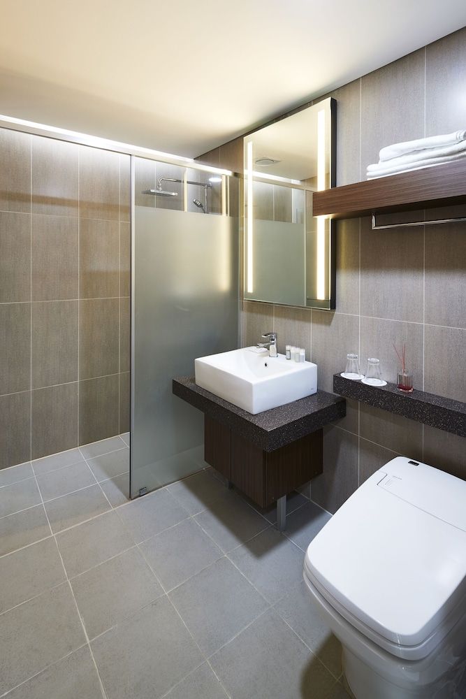 The Soom Forest Hotel Superior Room (Korean Traditional Ondol - 1 double sized futon, 2 single sized futons) 2