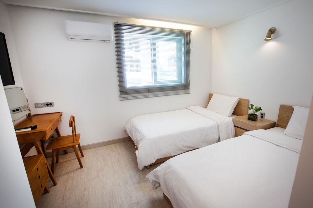 undefined Petercat Hotel Sinchon Hongdae 2