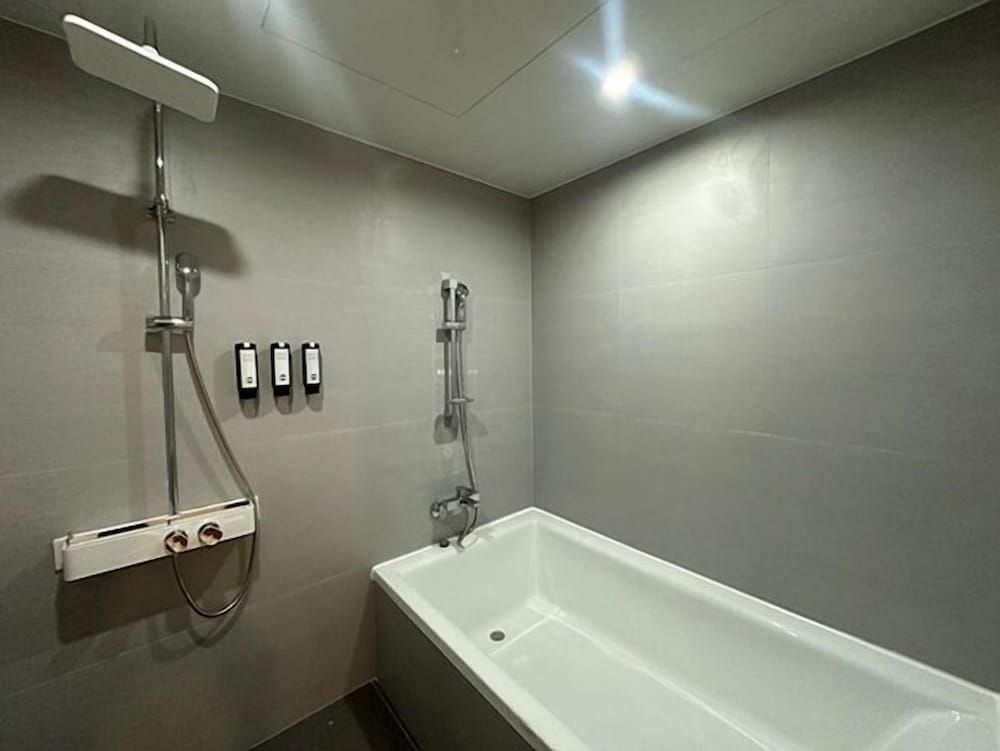 Hound Hotel Changwon Terminal Standard Room 4