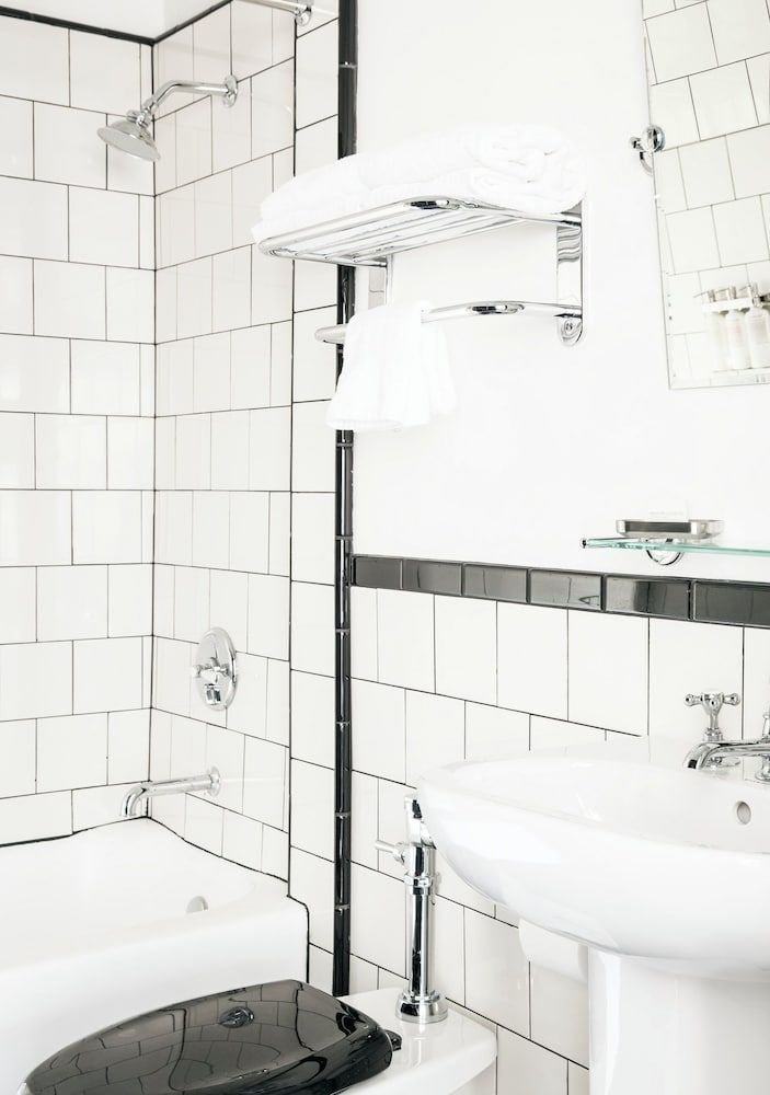 Tilden Hotel Deluxe Room, 1 King Bed 4