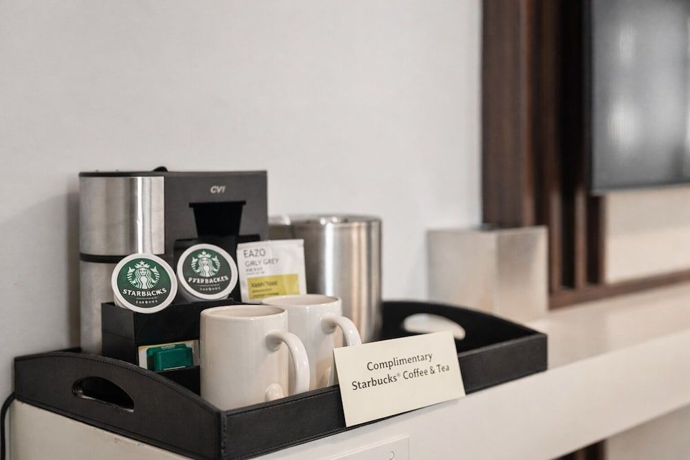 Tilden Hotel Deluxe Room, 1 King Bed 4