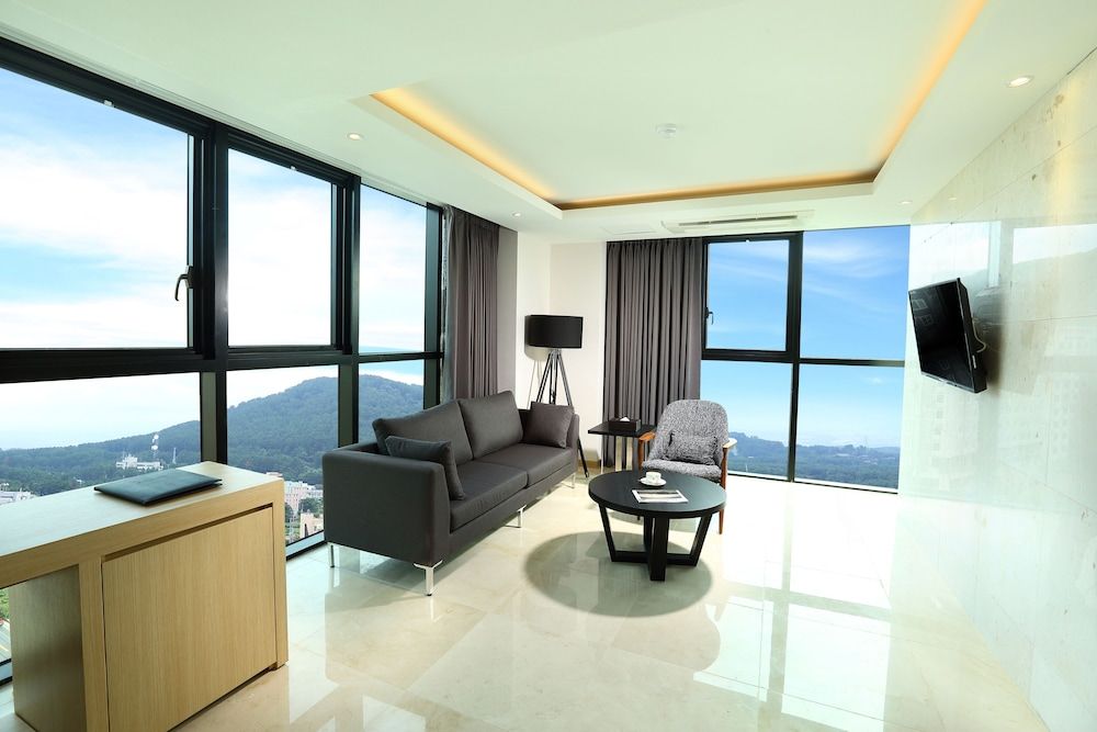 Hotel The One Suite (The One) 5