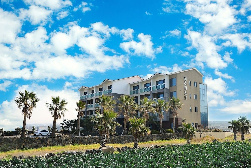 undefined Jeju Resort 8