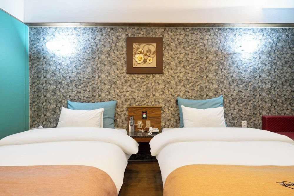 JinCheon Mini Business Hotel Twin Room 5