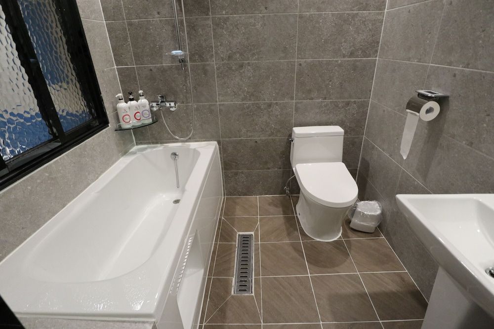 Hotel Cullinan Jongno Deluxe Double Room (Fri & Sat Check in 8pm) 57