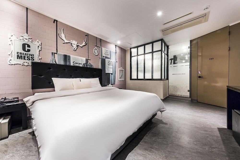 Hotel Cullinan Jongno Deluxe Double Room (Fri & Sat Check in 8pm) 20