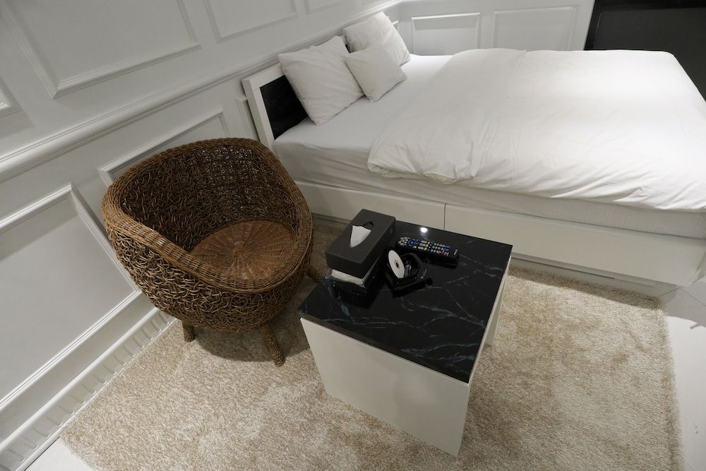 Hotel Cullinan Jongno Deluxe Double Room (Fri & Sat Check in 8pm) 43