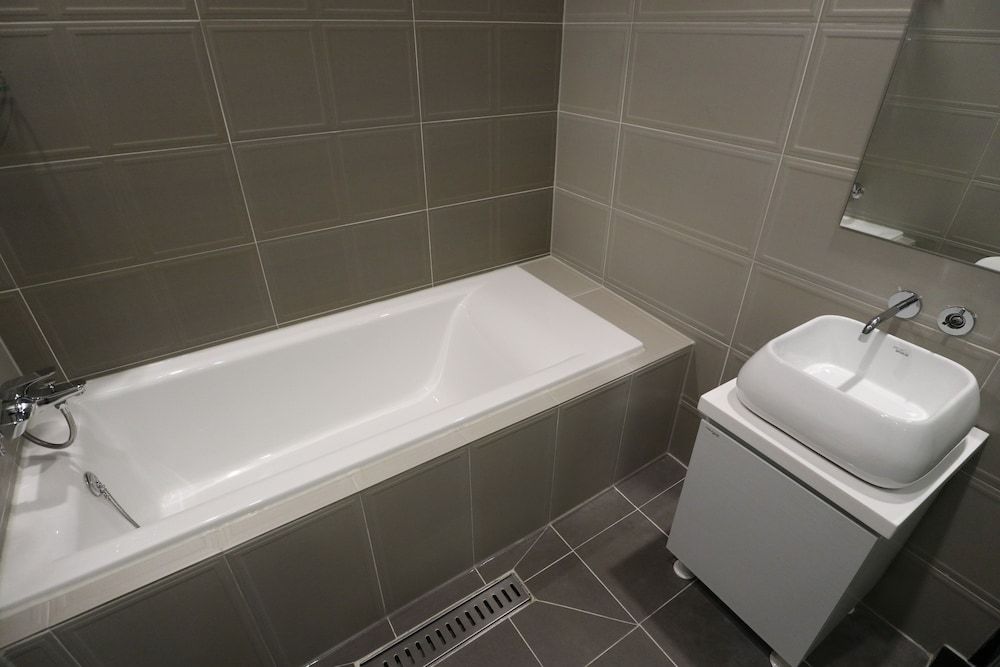 Hotel Cullinan Jongno Deluxe Double Room (Fri & Sat Check in 8pm) 40