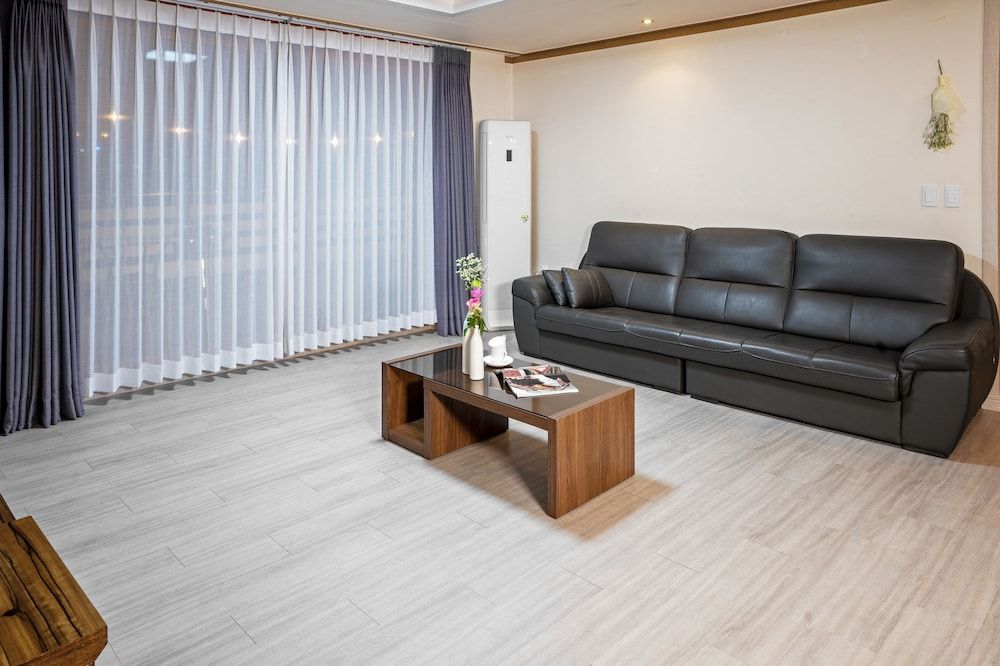 Homefourest Resort Geoje Family Villa, 4 Bedrooms, Balcony 8