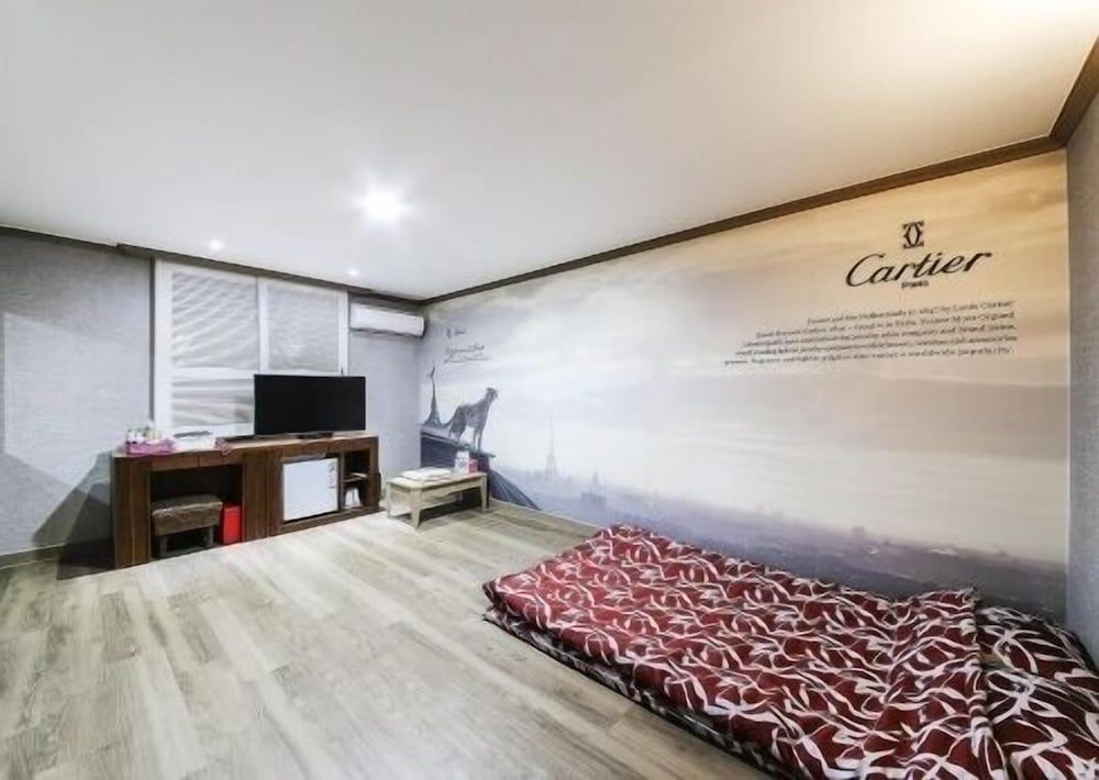 Happy Q Motel Standard Ondol 2