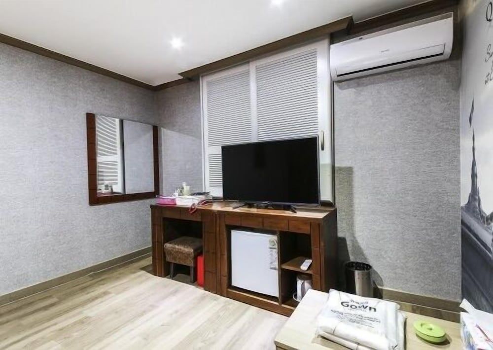 Happy Q Motel Standard Ondol 4