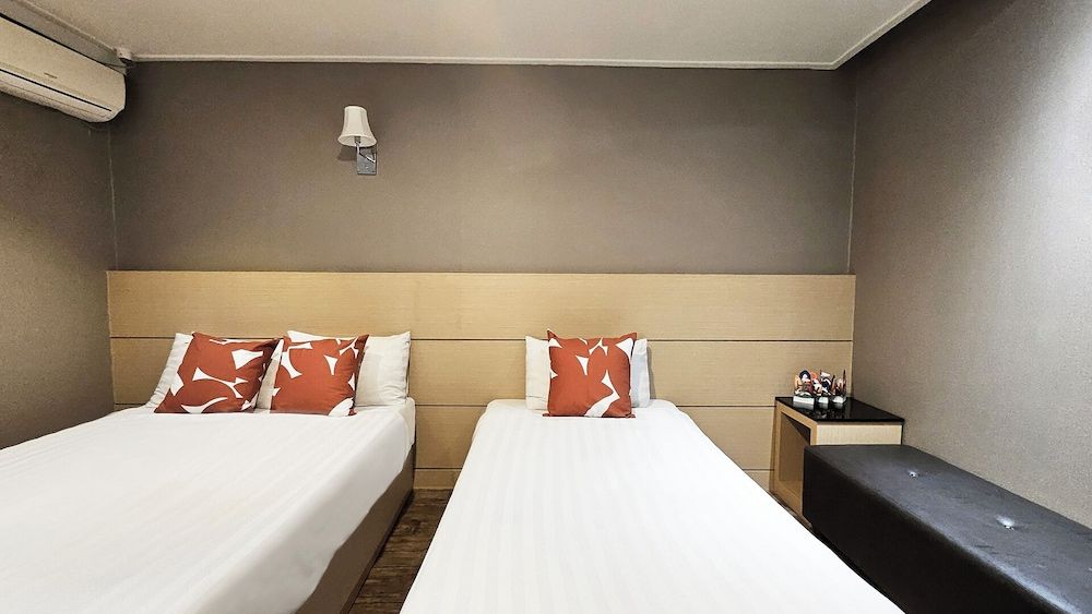 Pungnam Family Hotel Standard Twin Room (Pet Friendly) 3
