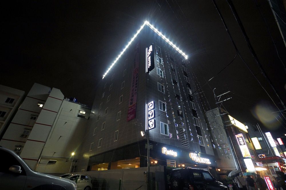 undefined WA Hotel Nampo 3