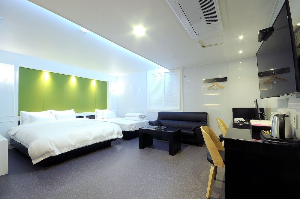 undefined WA Hotel Nampo 2