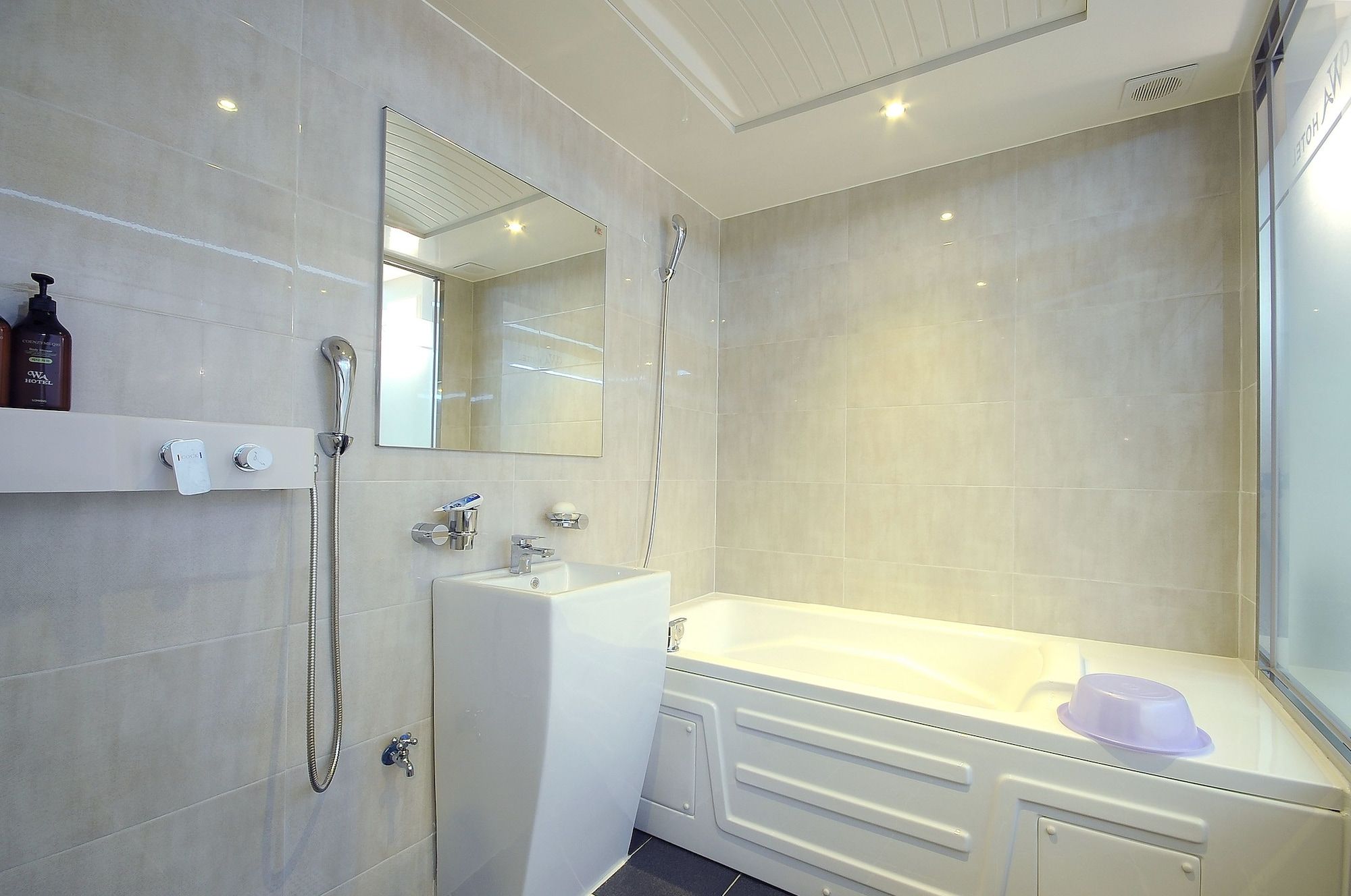 undefined WA Hotel Nampo 7