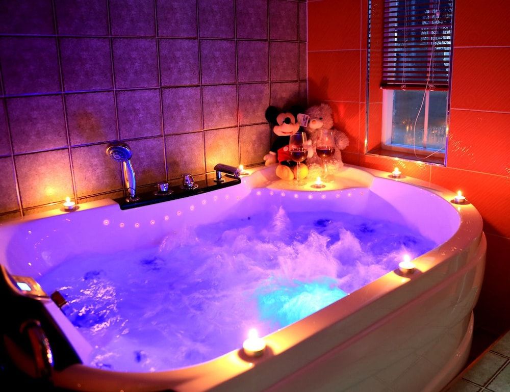 Pension Cafe Yoon & Park Double Room, Jetted Tub 12