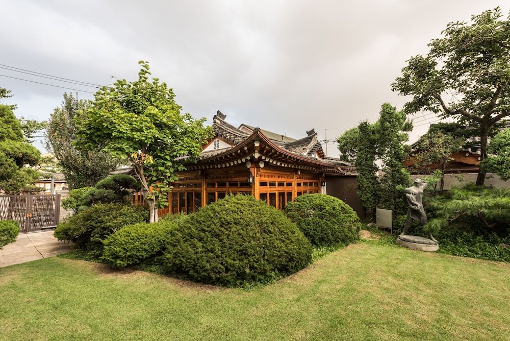 undefined Bonum 1957 Hanok and Boutique